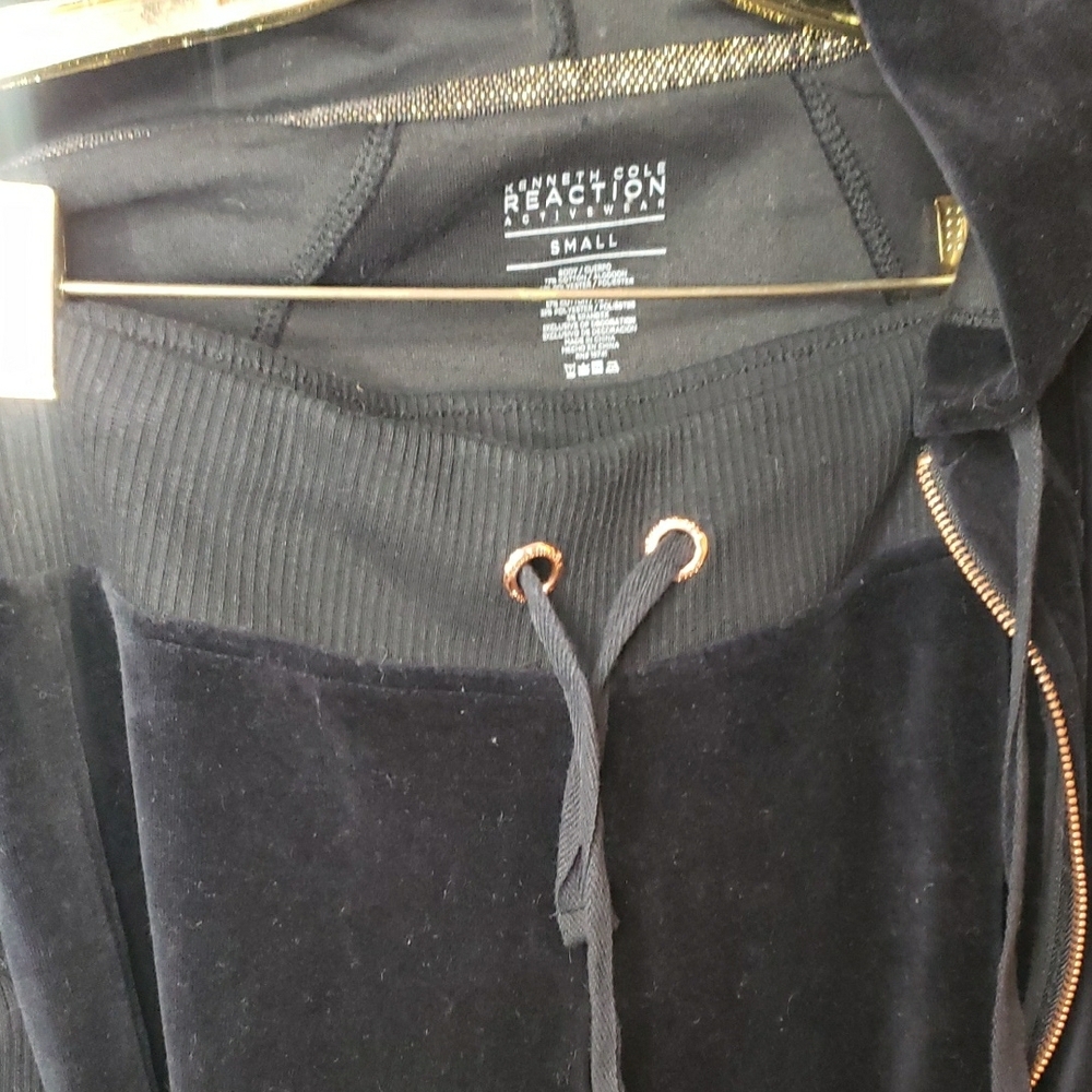 Black Velour Set HOODIE & Pants - Picture 6 of 13